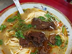 -金杨拉面王小吃面馆·牛三宝面·红烧牛肉粉