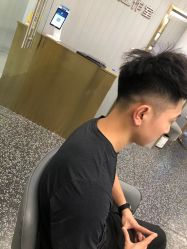 点击看大图 -即型男士理发工作室