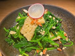 -纳鲁孜·新疆特色餐厅(上海悦荟广场店)