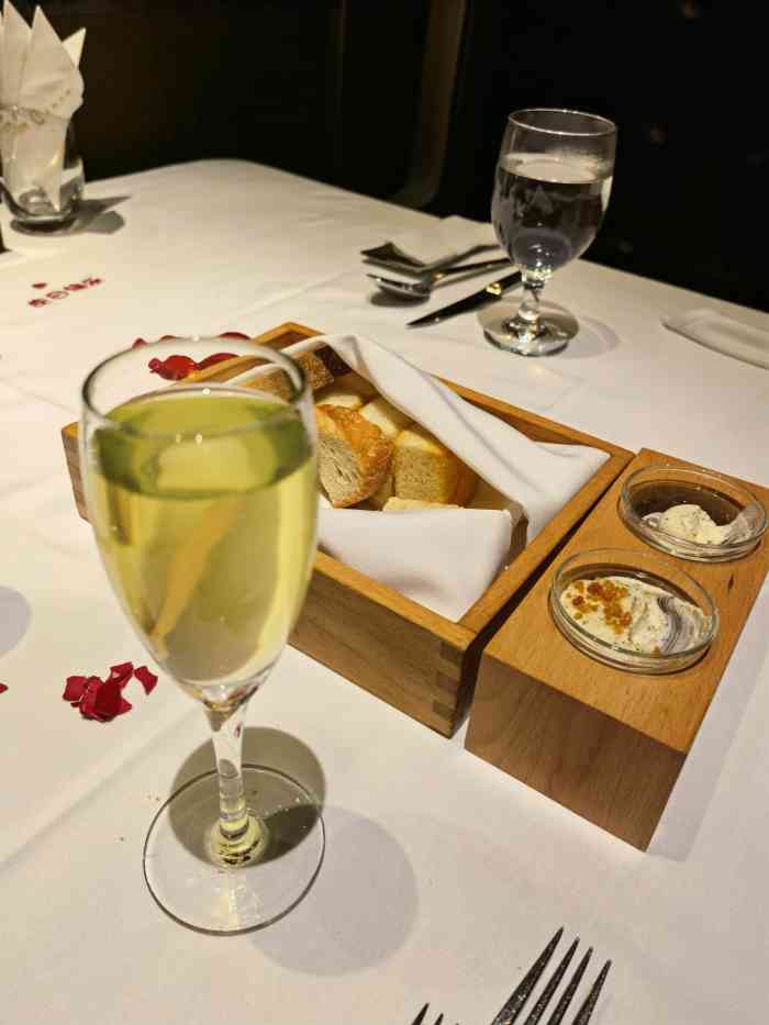 王品牛排(北京亦庄华联力宝店)-"环境菜品都很棒,名不虚传!赞!