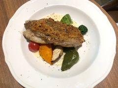 -香港ELEMENTS圆方
