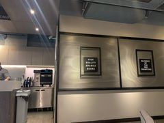 -瑞幸咖啡(1+1大厦店)