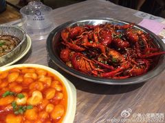 -巴厘龙虾·榜首油焖大虾(音乐学院·沿江酒馆店)