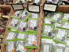 -来伊份(马群新街二店)