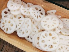 -牛YO寿喜烧·铁板烧和牛火锅自助(市府恒隆店)
