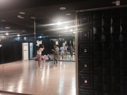 -YASAKI国际舞蹈中心