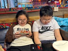 -鱼窝棚柴火铁锅炖(富山屯店)