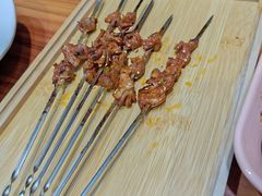 -鲁小三·大骨自助(金山总店)