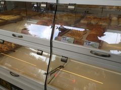 面包甜点陈列柜-康欣面包生日蛋糕(幸福店)