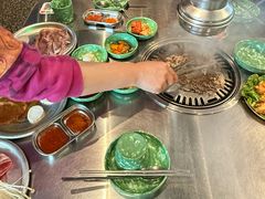 -欧巴炭烤肉오빠숯불구이(南京东路店)