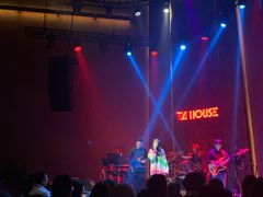 -TZ House音乐现场(来福士中心店)