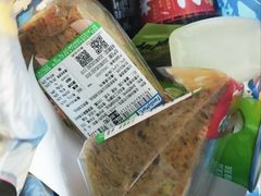 -全家便利店(沪青平公路四店)