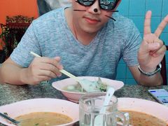 -榮泰米粉湯(Left Shop)