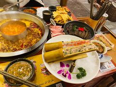 -谭鸭血老火锅(龙湖宝山天街店)