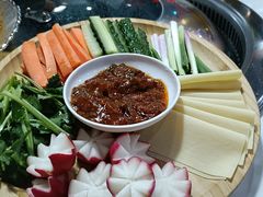 -哈尔滨烧烤·山河村铁锅炖(交大店)