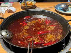 -三个四川人火锅(华联商厦店)