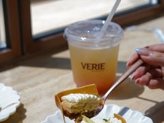 -VERIE BAKEHOUSE