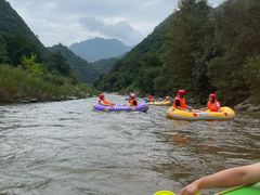 -秦岭峡谷漂流景区