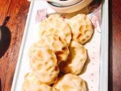 鲅鱼酱配石头饼-聚缘堂·海鲜私房菜(松岭路店)