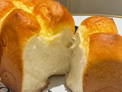 -HOT CRUSH趁热集合·现烤面包(上海环球港店)