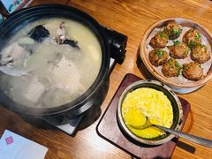 鱼头皇-芳草地度假酒店·野炉中餐厅