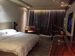 iphone_upload_pic-昆明中心皇冠假日酒店