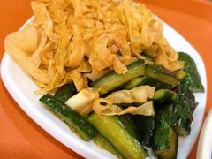 -牛一嘴·兰州牛肉面·大盘鸡(财富中心店)