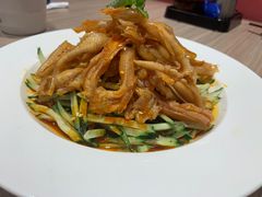 -六泰居·尔滨地标·东北菜(泰山路店)