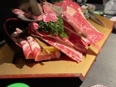 -铭牛烧肉·和牛海鲜自助(高新月牙湖店)