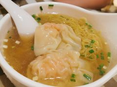 招牌鲜虾云吞面-新大咀港式茶餐厅(宝山万达店)