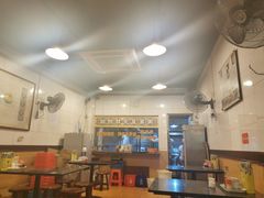 大堂-伍湛记 · 广州老字号(龙津中路店)