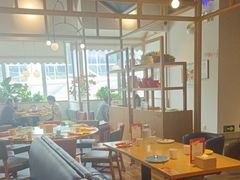 -渝信川菜 · 川味家常菜(财富购物中心店)