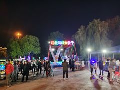 -欢乐水魔方水世界