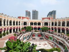 -佛罗伦萨小镇广佛名品奥特莱斯(疏港路店)