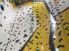 -问山MountQuest攀岩馆