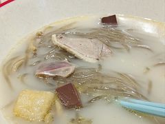 -小杨生煎(金山百联购物中心3楼店)