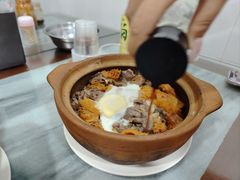 -容里煲仔饭(利丰北路店)