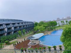 -上海滴水湖皇冠假日酒店