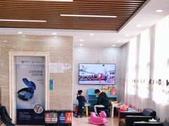 -茂菊口腔连锁(浦东南路店)