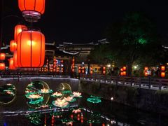 -芜湖新华联大白鲸海洋公园