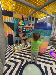 -奈尔宝家庭中心·亲子早教·派对餐厅(北京东坝万达店)