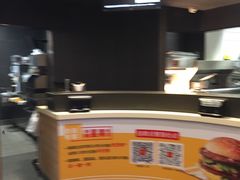 -麦当劳(杭州三花国际店)