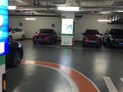 -龙湖虹桥天街-停车场