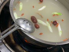 -金渝海鲜烧烤万州烤鱼店