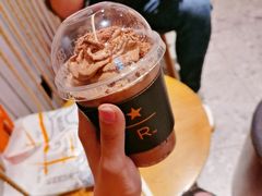 -星巴克臻选(济南恒隆店)