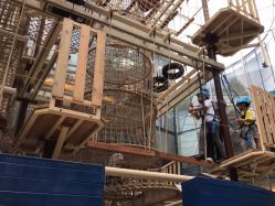 -PIPIKINGDOM皮皮王国欢乐号(欢乐海岸购物中心店)