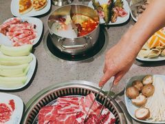 -金滏山烤肉·海鲜·火锅自助餐厅(襄阳万达店)