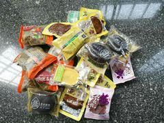 -来伊份(龙之梦长宁店)