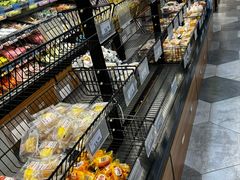 -六个木子量贩零食连锁(平陵广场店)