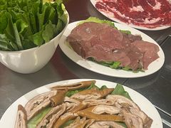 -胡须佬鸡煲四季火锅店(石厦西村直营店)